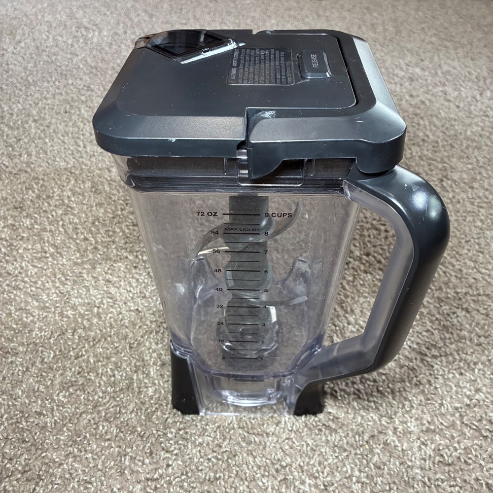 Ninja Professional 72 oz Blender Pitcher Blade Lid Plastic Genuine OEM BL660